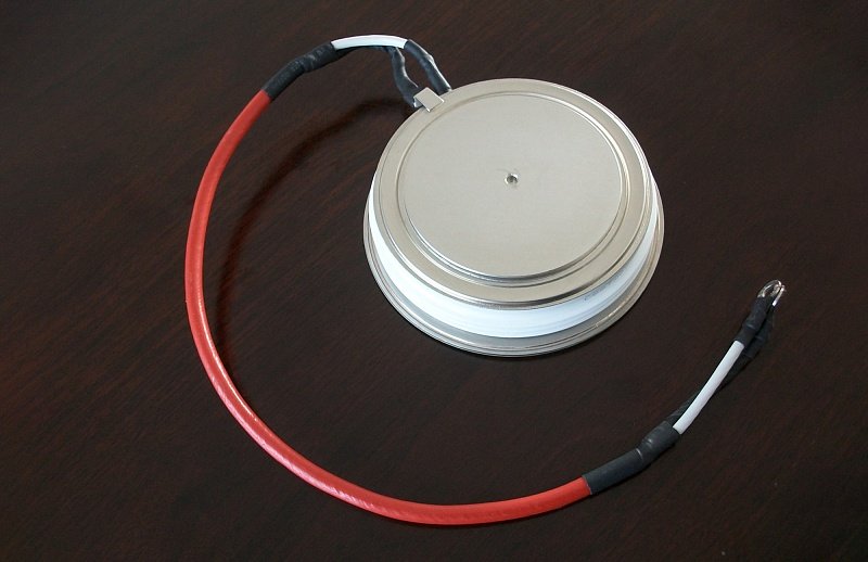 IGBT (Биполярный транзистор с изолированным затвором) – дисковый тип (CGF500-3300)